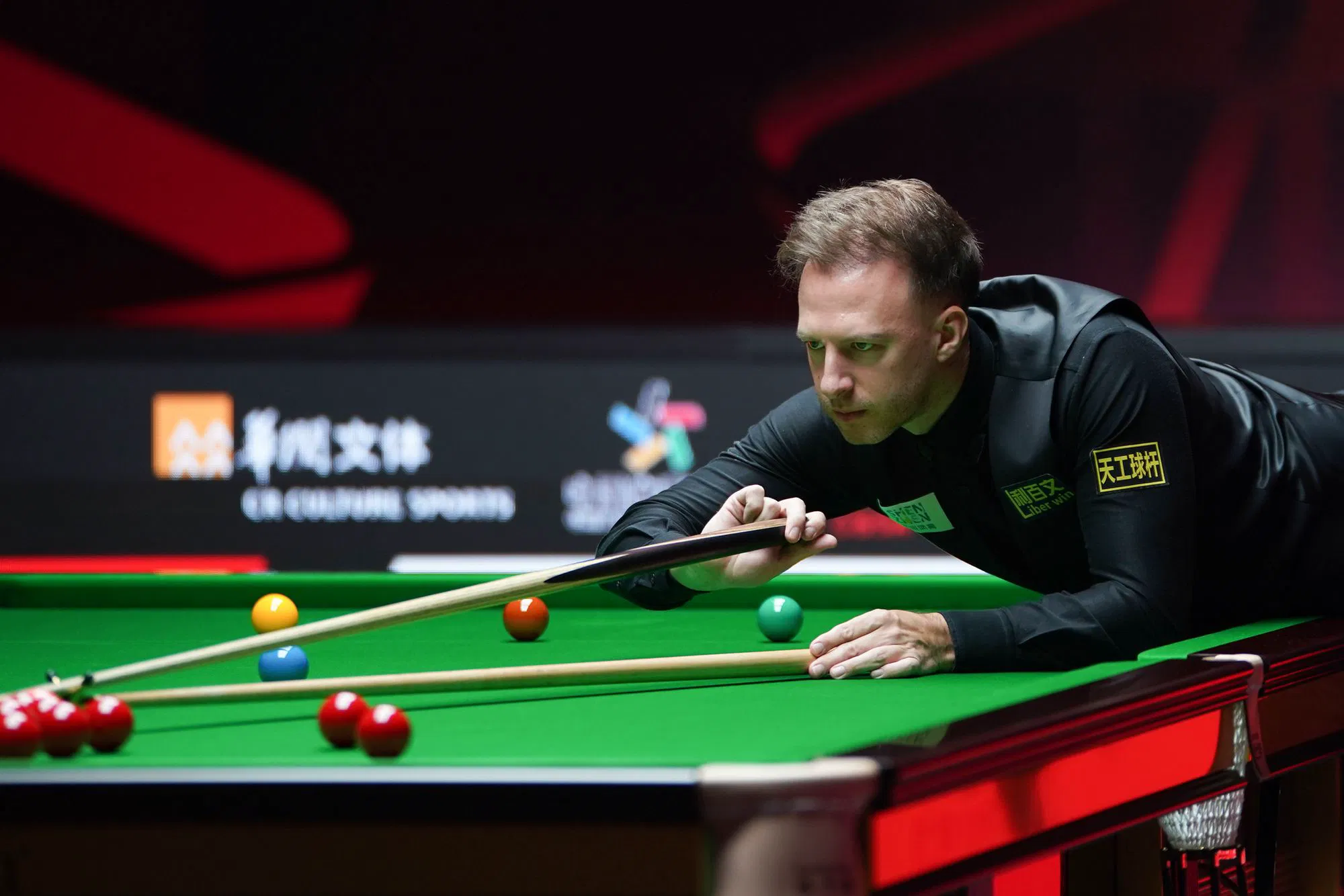 Judd Trump plays a shot during his Shenzhen Open quarterfinal