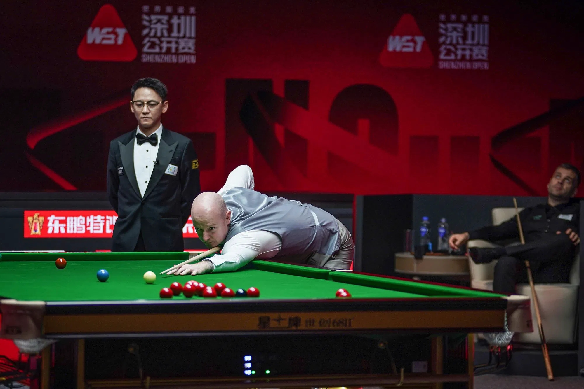 Jimmy Robertson at the table during his Shenzhen Open run